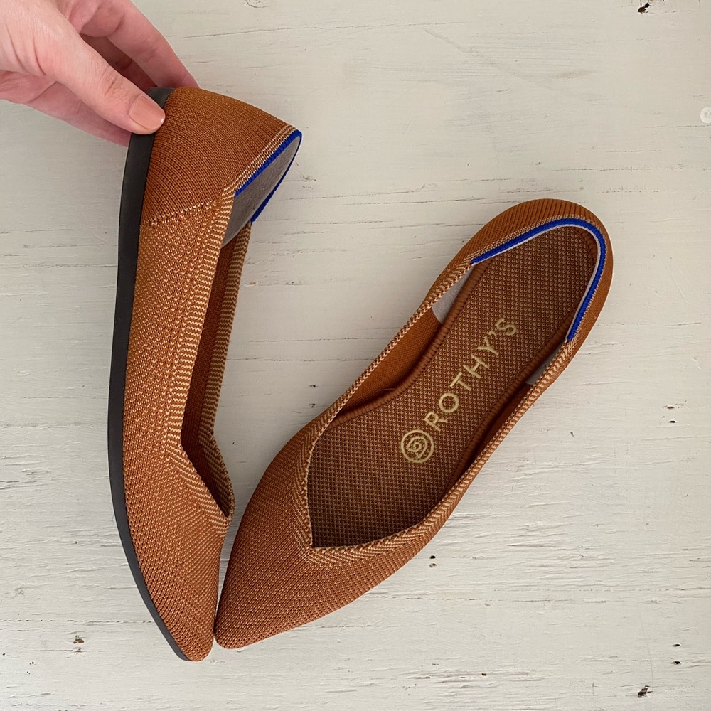 Rothys fawn color point flats